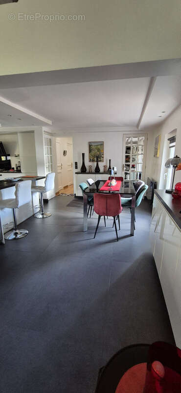 Appartement à SERAINCOURT