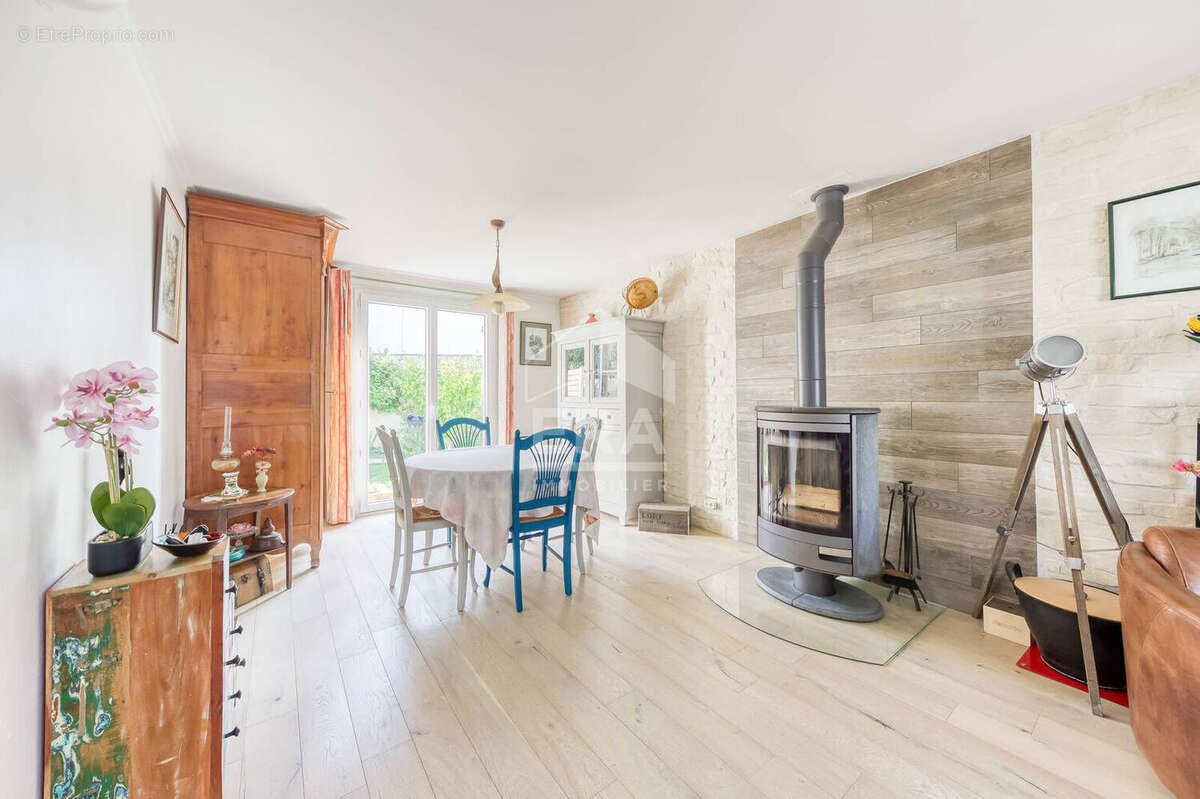 Maison à PONTAULT-COMBAULT