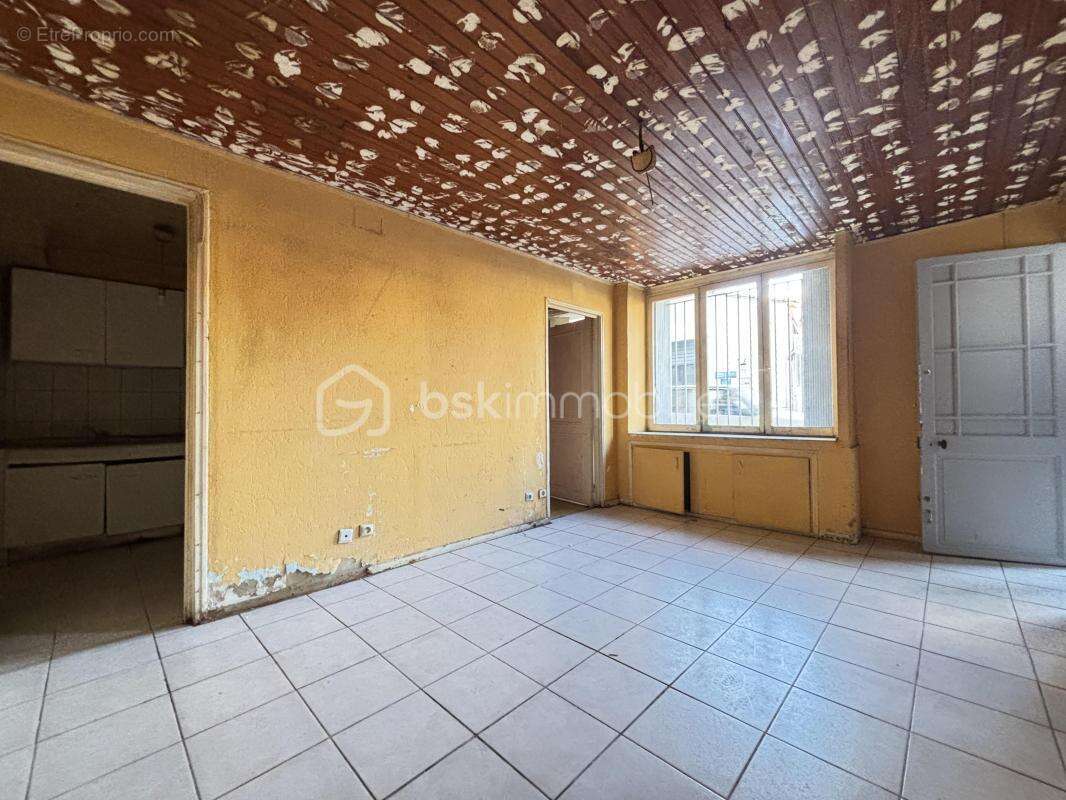 Appartement à MILLAS