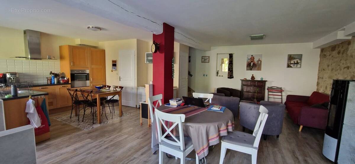 Appartement 94 m² à Dormelles  - photo 1
