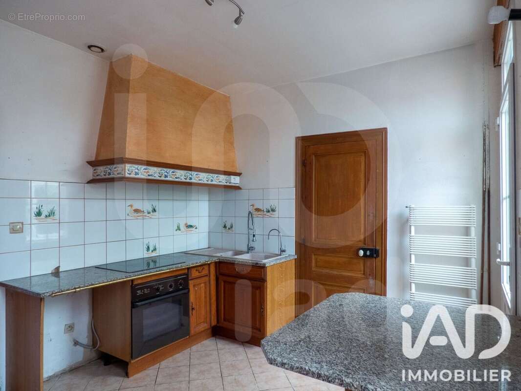 Maison 173 m² à Tracy-Le-Mont  - photo 5