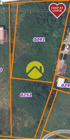 Terrain à LA GUERCHE-SUR-L&#039;AUBOIS