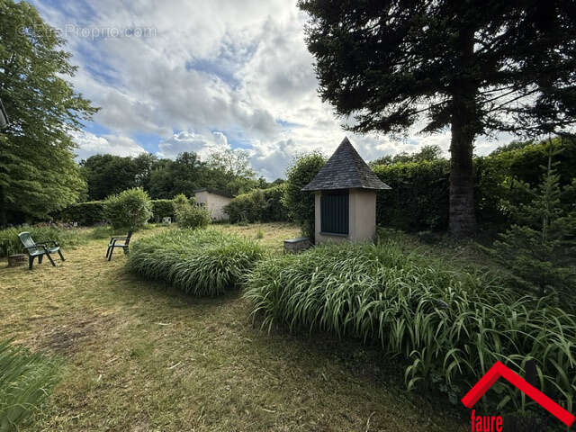 Maison à PERPEZAC-LE-NOIR