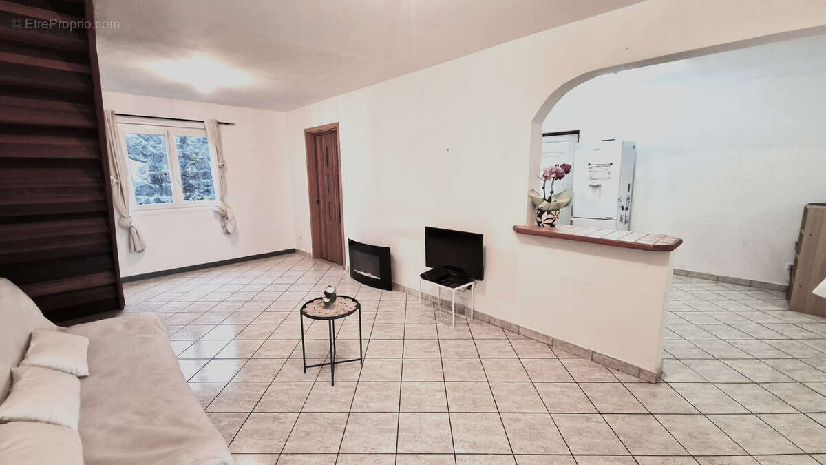 Maison à SAINT-DENIS