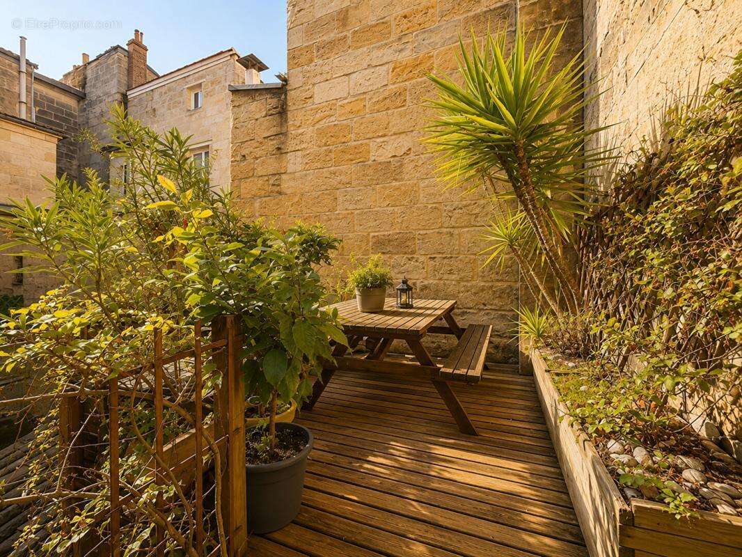 Vente maison 155m2 BORDEAUX (33300) - photo 1