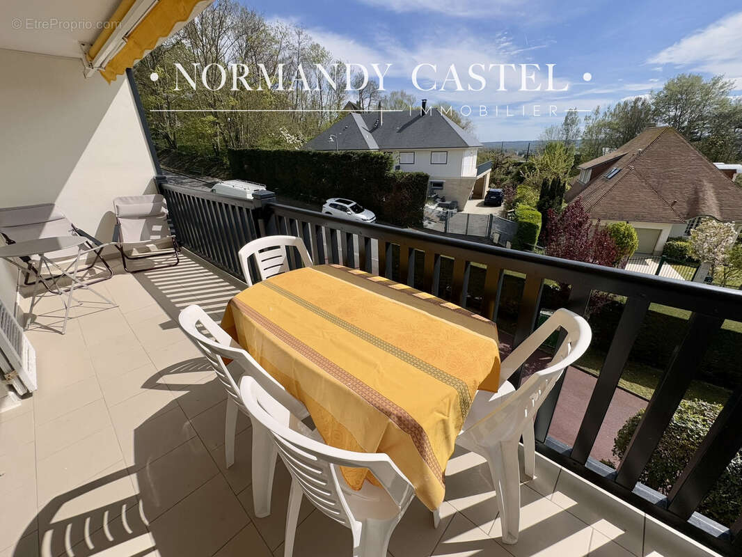 Appartement à TROUVILLE-SUR-MER