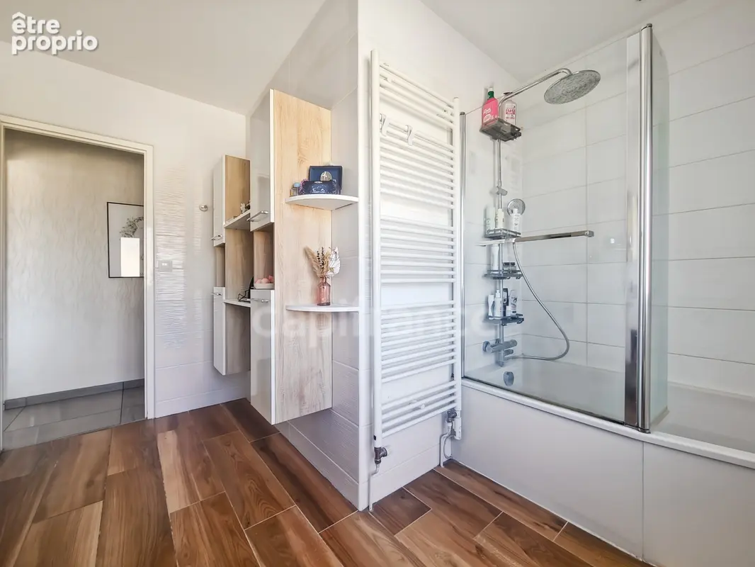 A seulement 7 minutes de Genlis, LONGCHAMP, belle maison spacieuse de 148 m² avec deux garages et piscine - photo 6