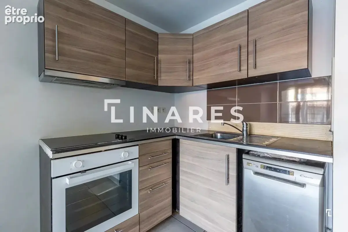MASSILIA - Appartement T2 de 42m2 - Terrasse - Parking - 13006 - photo 5