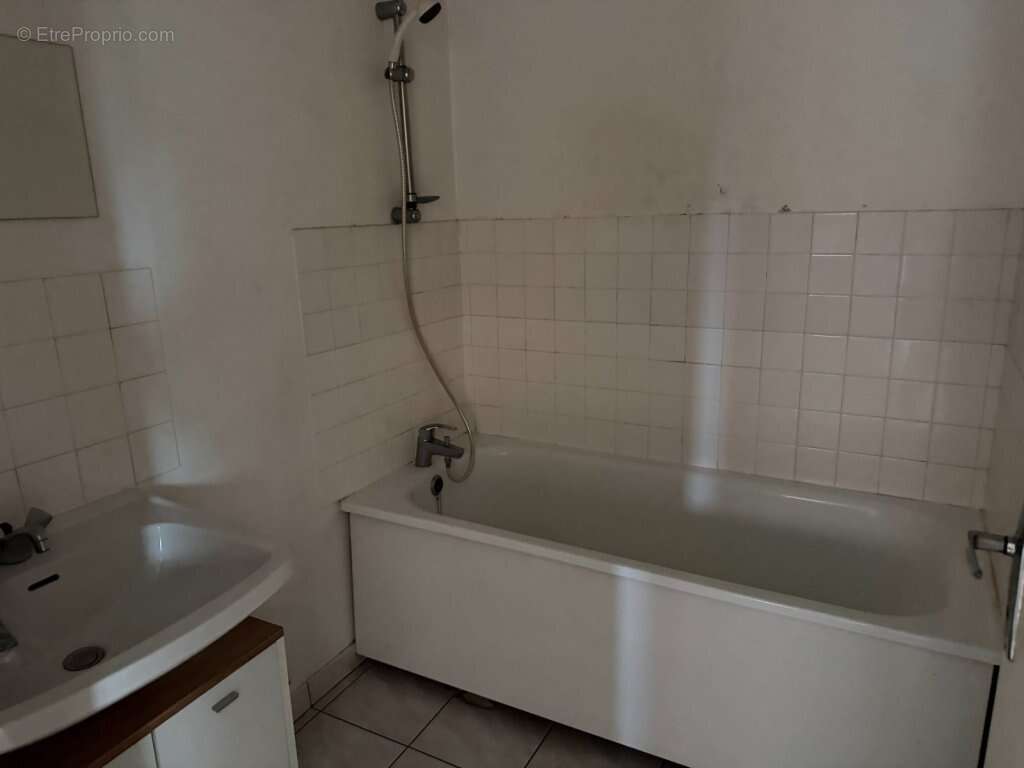 Appartement t3 63 m2 le creusot - photo 8