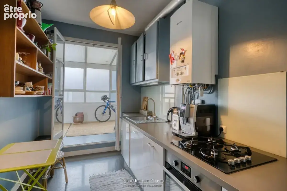 Appartement en étage élevé avec climatisation – Quai Sarrail / Rue Bugeaud - photo 4