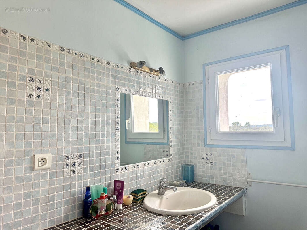 Maison à VILLENEUVE-LES-AVIGNON