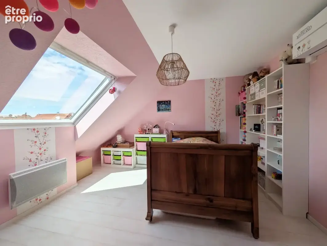 Maison à vendre 9 pièces KEMBS LOECHLE (68).Belle maison contemporaine de 250 m², 14 ares, avec piscine, en lisière de forêt - photo 10