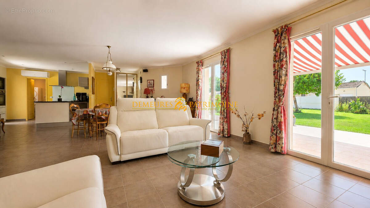 Maison à SAINT-YRIEIX-SUR-CHARENTE