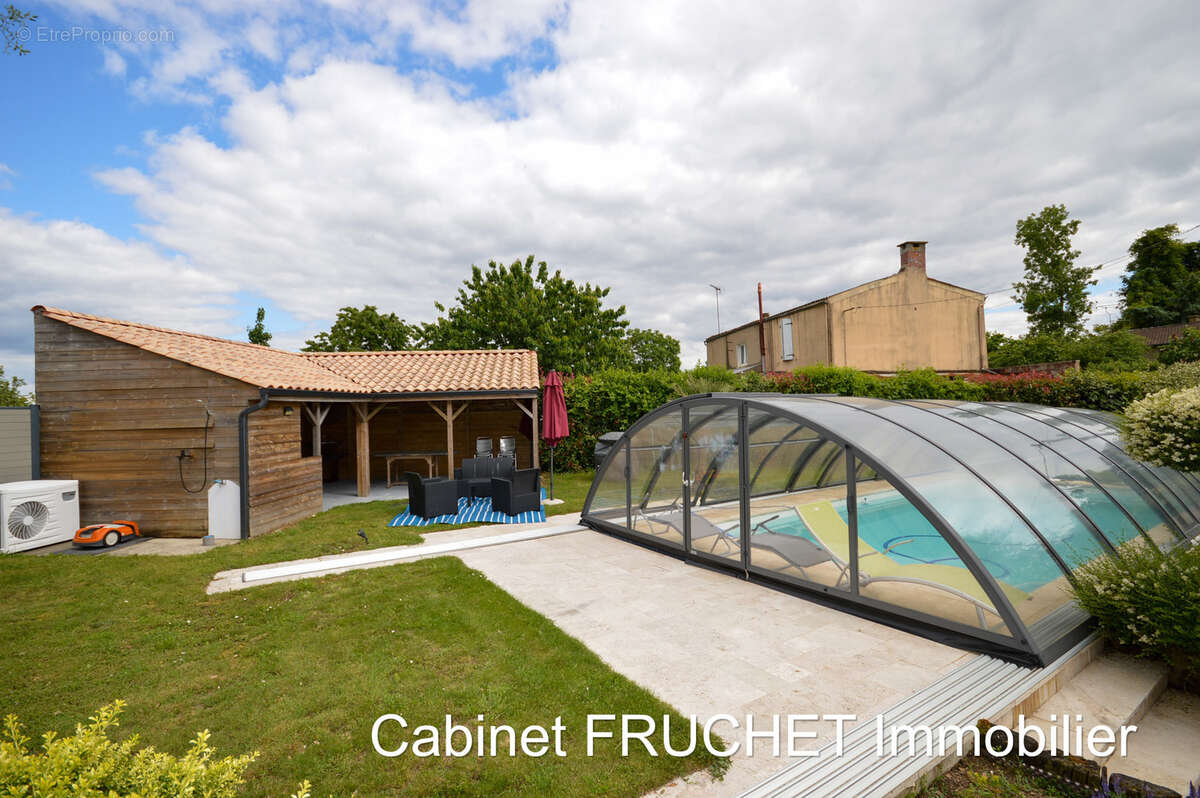 Charme et caractère pour cette jolie maison - photo 16