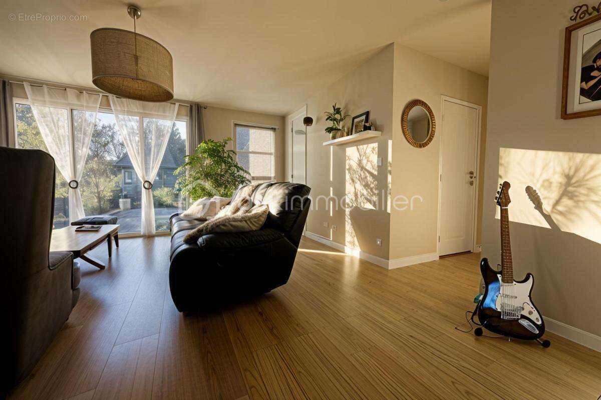 Maison à LA TURBALLE