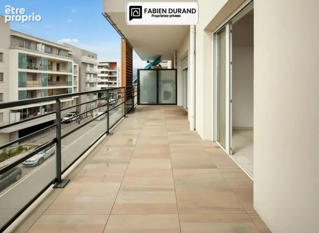 Nice Ouest Appartement 2 pièces avec grande terrasse et parking boxable - photo 2