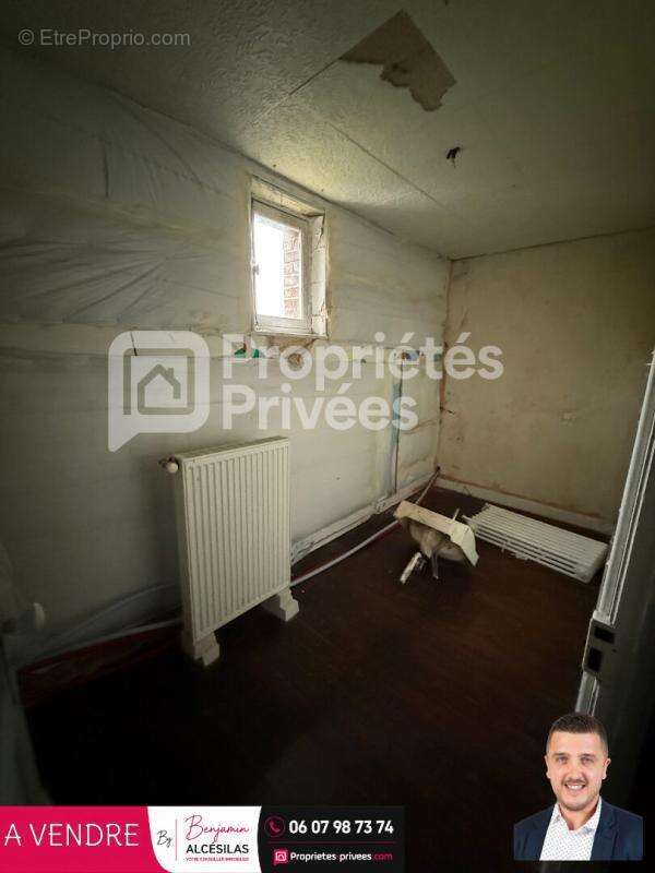 Immeuble Origny En Thierache 217 m2 - photo 10