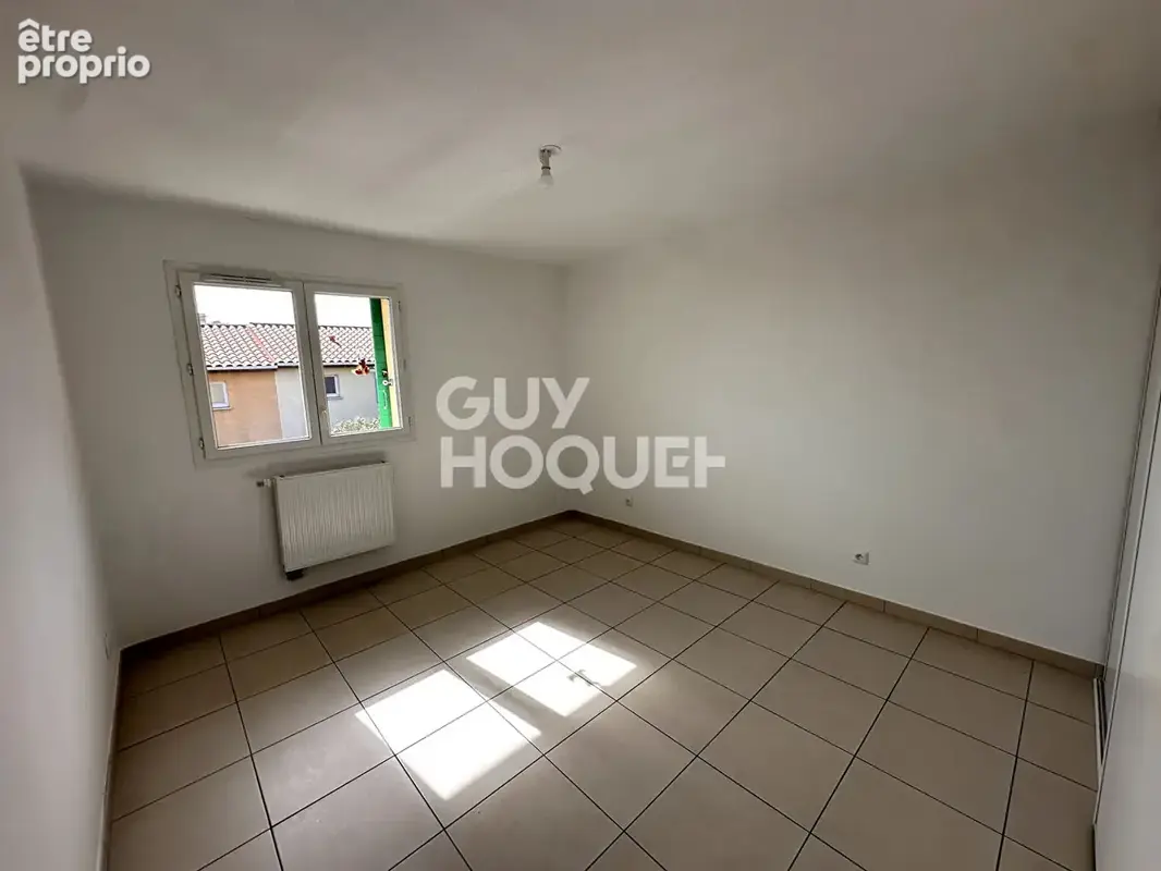 Porte d'Espagne Maison F4 de 81 m² en 3 faces avec garage et parking - photo 12