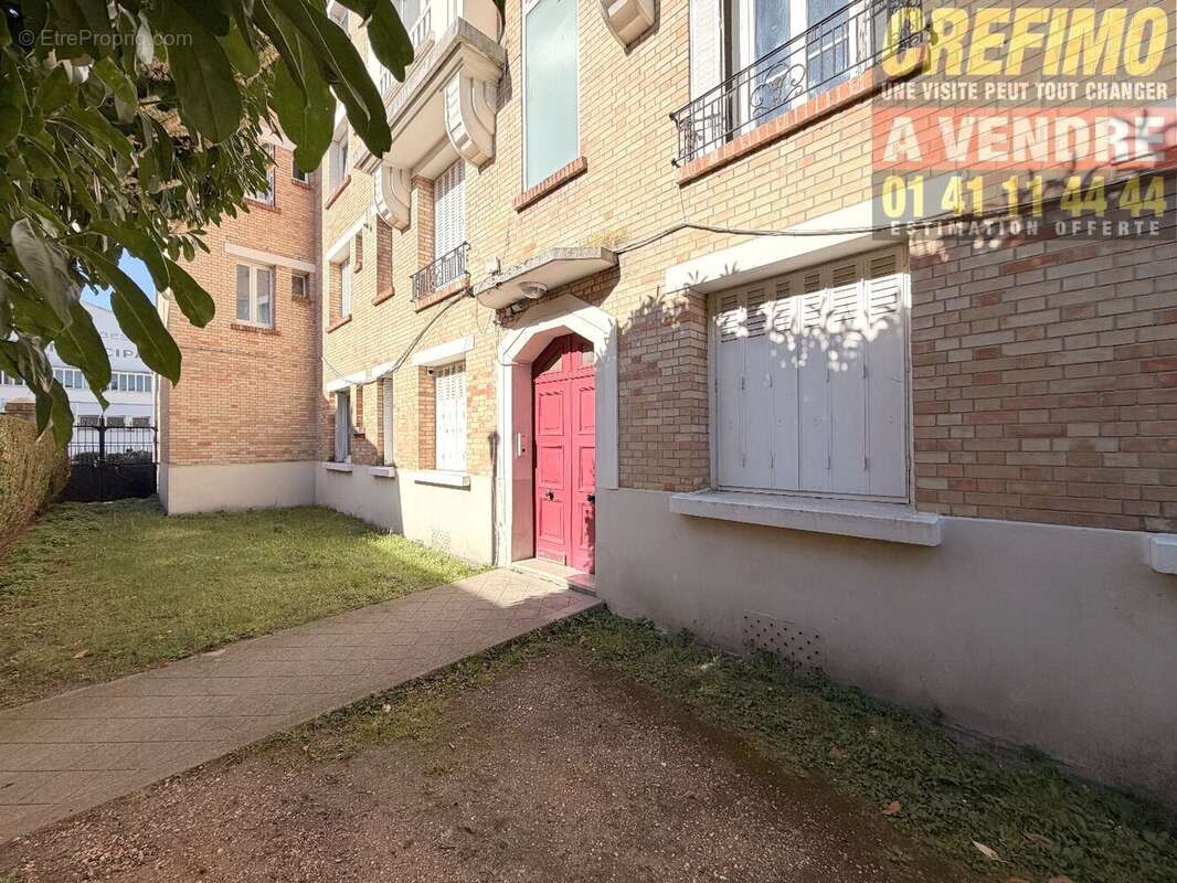 ACHAT VENTE - Charmant deux pièces avec balcon ensoleillé à Bois-Colombes ! Agence immobilière Crefimo - photo 10