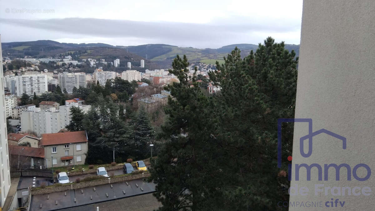 Appartement à SAINT-ETIENNE