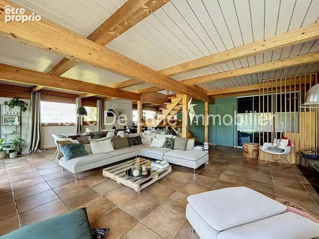 Trévignin – Maison d'exception en ossature bois avec vue dominante, piscine et panorama sur les montagnes - photo 20