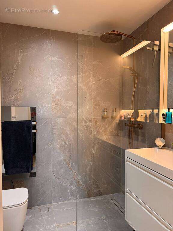 Appartement à DIVONNE-LES-BAINS