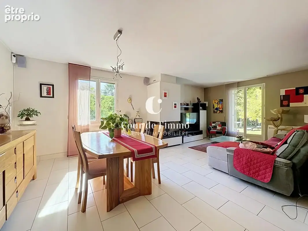 Maison individuelle à BONNE - photo 4