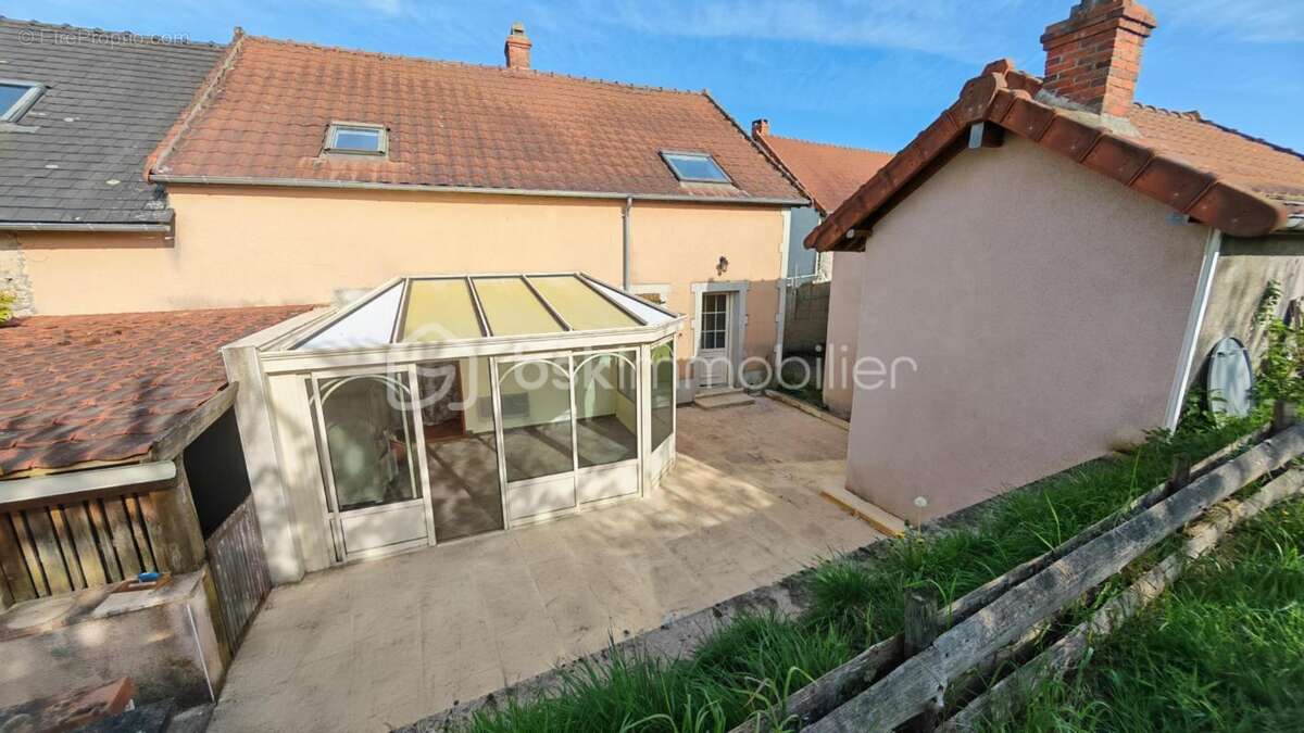 Charmante maison 112 m² à Bazolles - photo 2