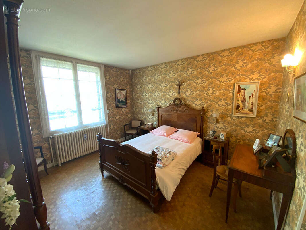 Maison à LE CREUSOT