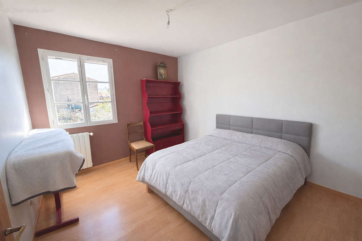 Maison à MONTELIMAR