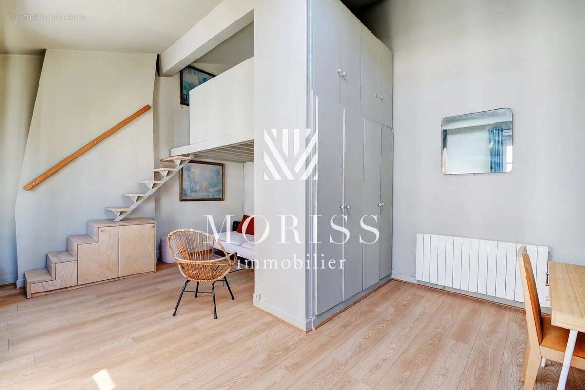 Appartement à PARIS-18E