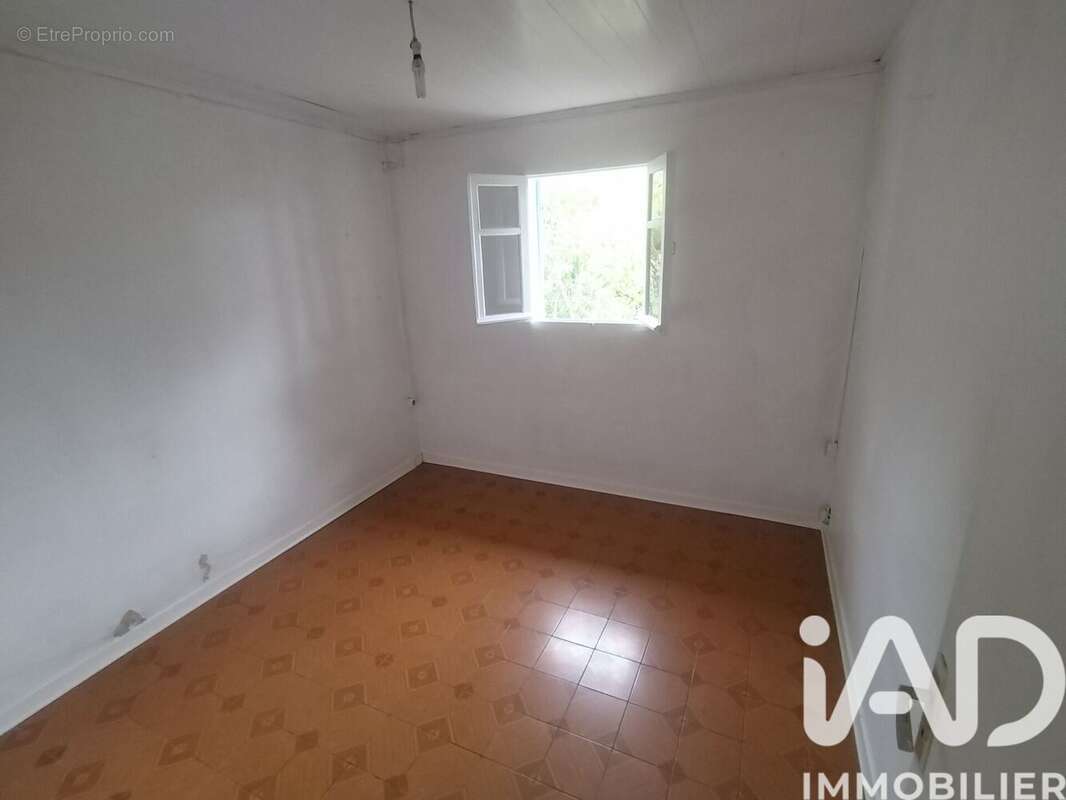 Photo 3 - Maison à SAINT-DENIS