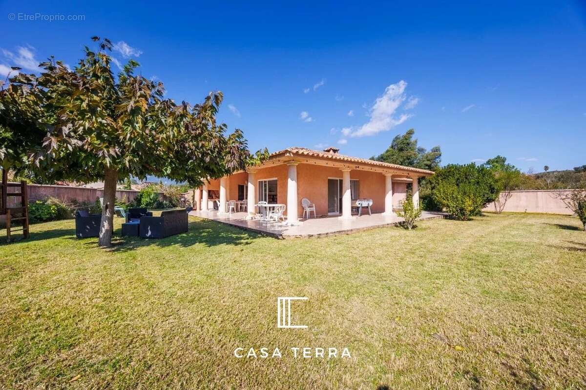 ONDINA - Maison à rénover / Marina di Fiori - photo 17