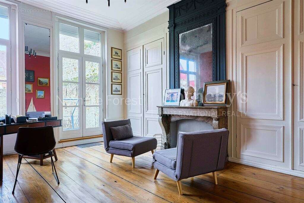 Appartement à BERGUES