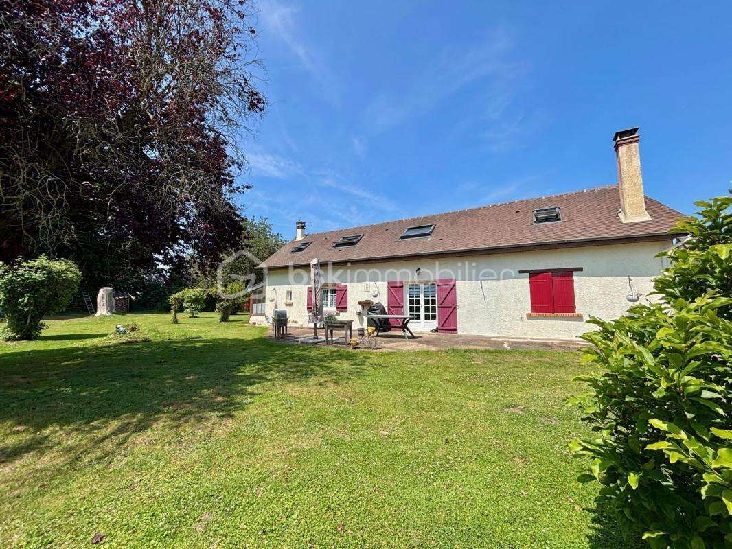 Maison à SAINT-CREPIN-IBOUVILLERS