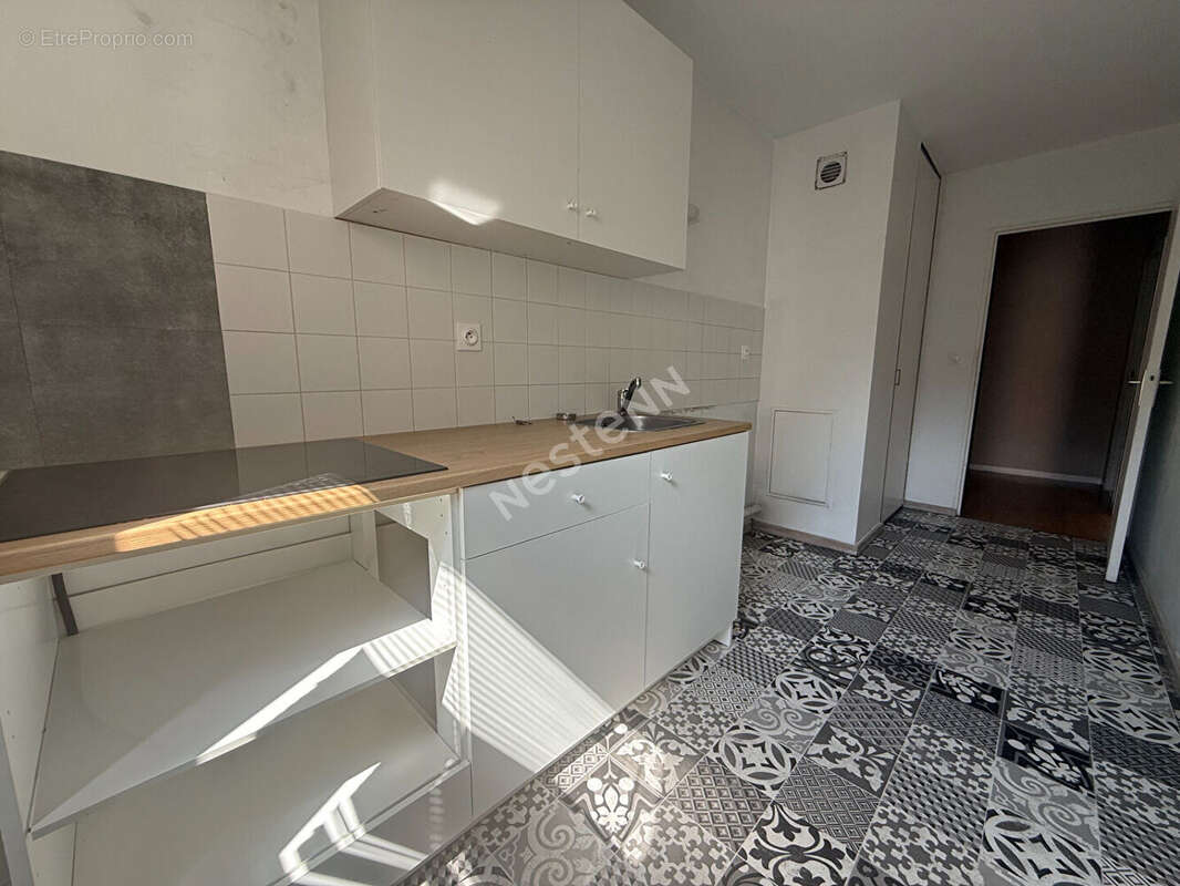 Appartement Villeurbanne 3 pièces 70.40 m2, balcon , cave, en intérieur de copropriété, lumineux, au calme - photo 6