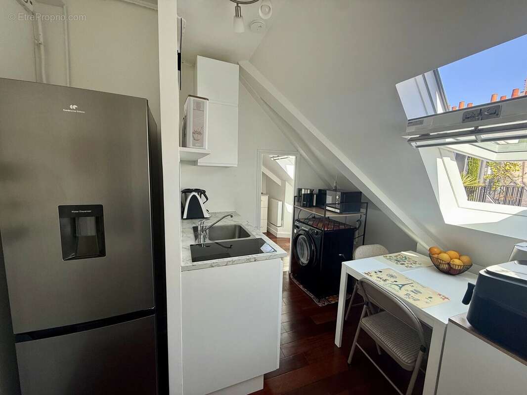 Appartement à PARIS-8E
