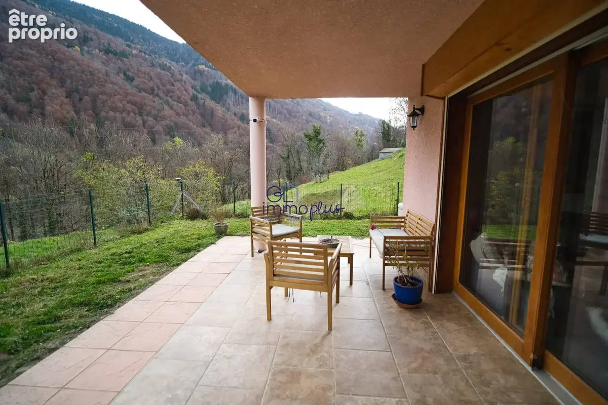Maison à QUEIGE