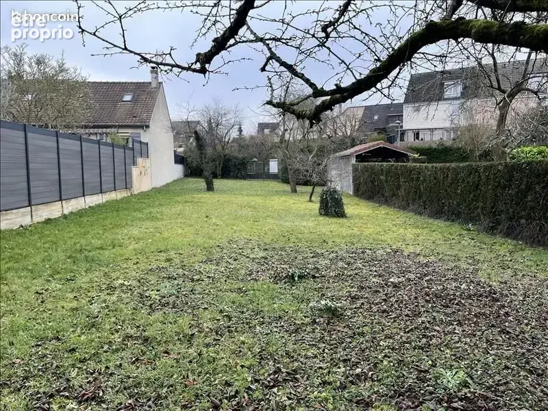 Terrain 623 m² à Le Thillay  - photo 2