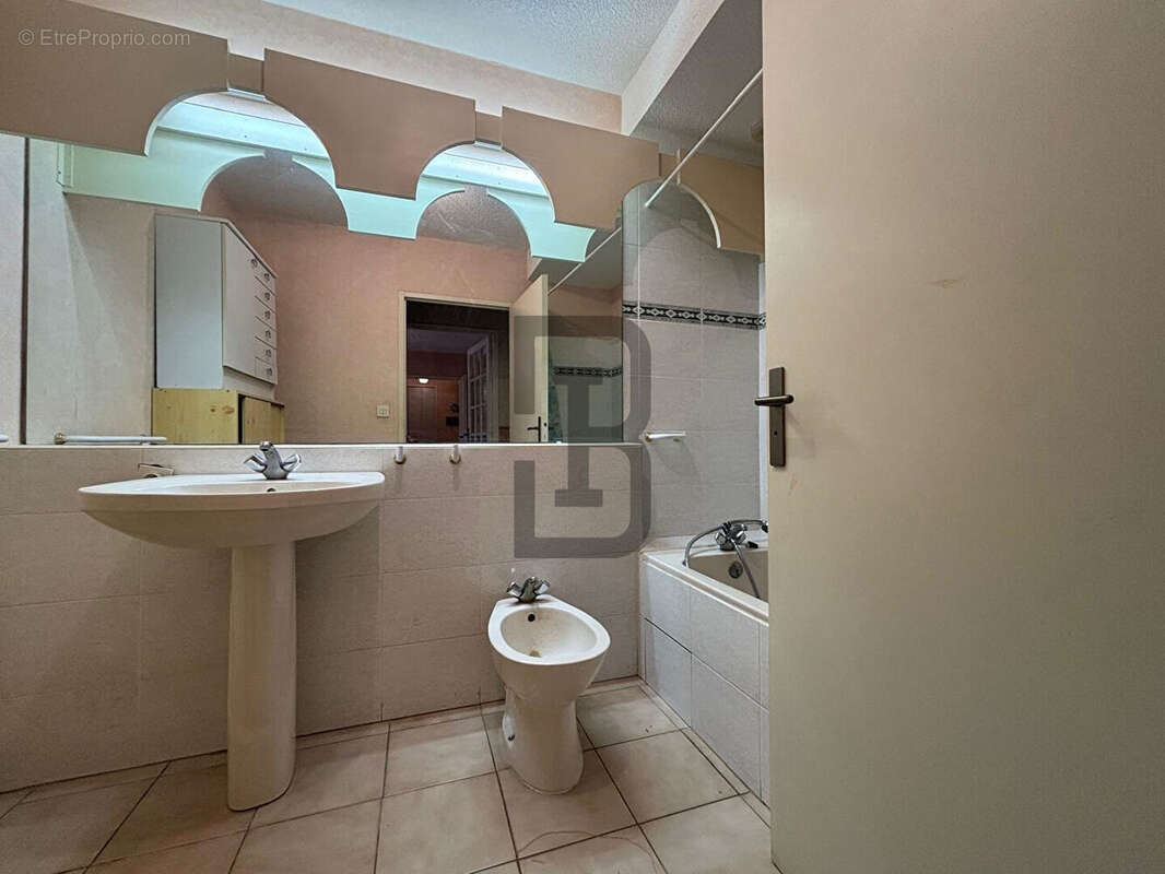 Appartement à CARCASSONNE