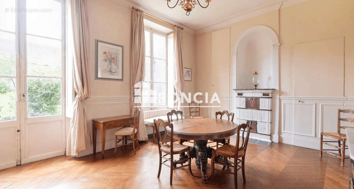 Maison à ETAMPES