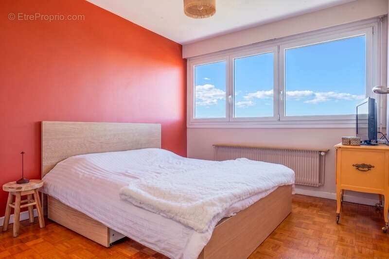 Appartement à AMBILLY