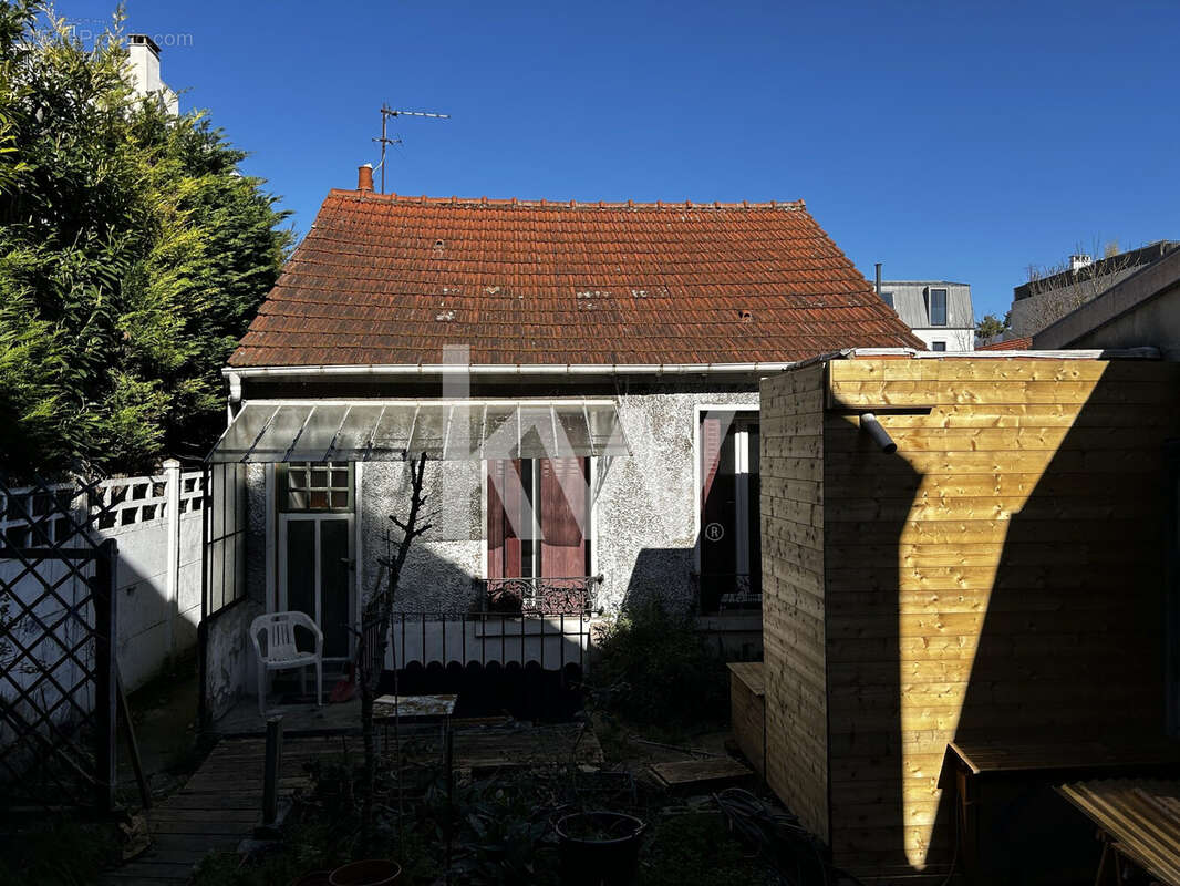 Maison à SURESNES