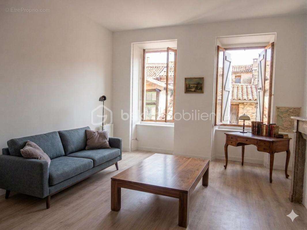 Appartement à VILLEFRANCHE-DE-ROUERGUE
