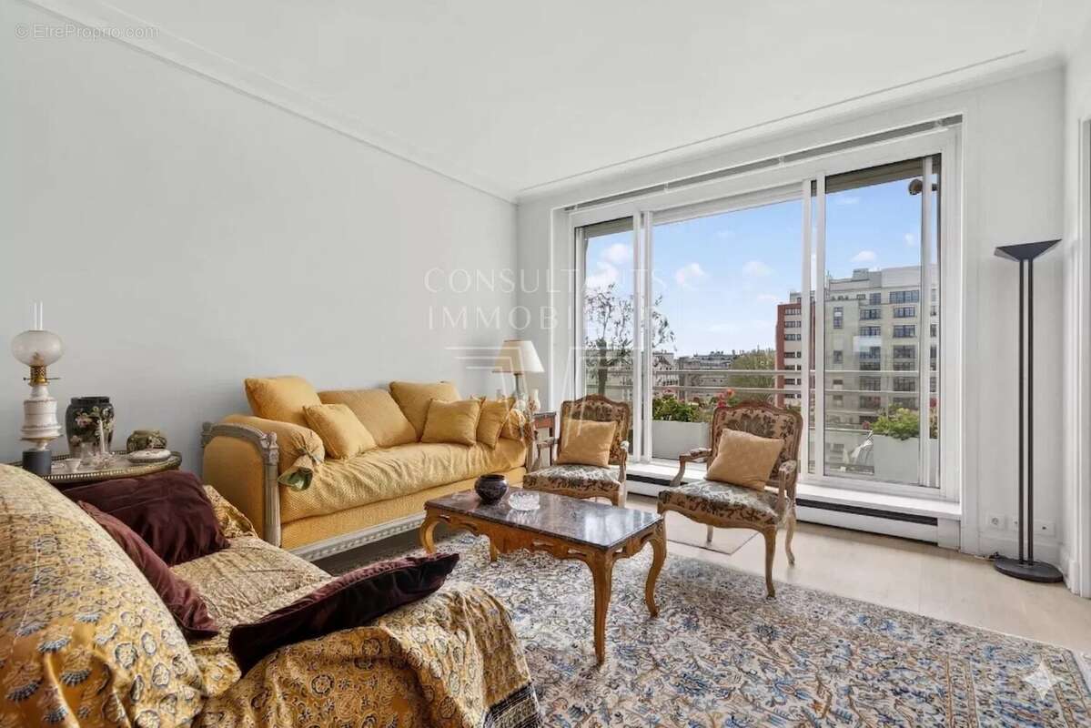 Appartement traversant parfait etat balcon paris xvi– quartier jasmin. - photo 2