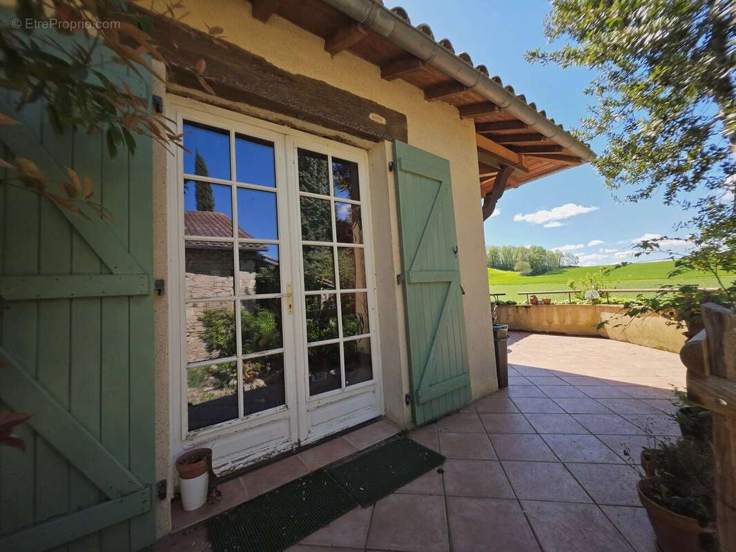 Maison à LAUZUN