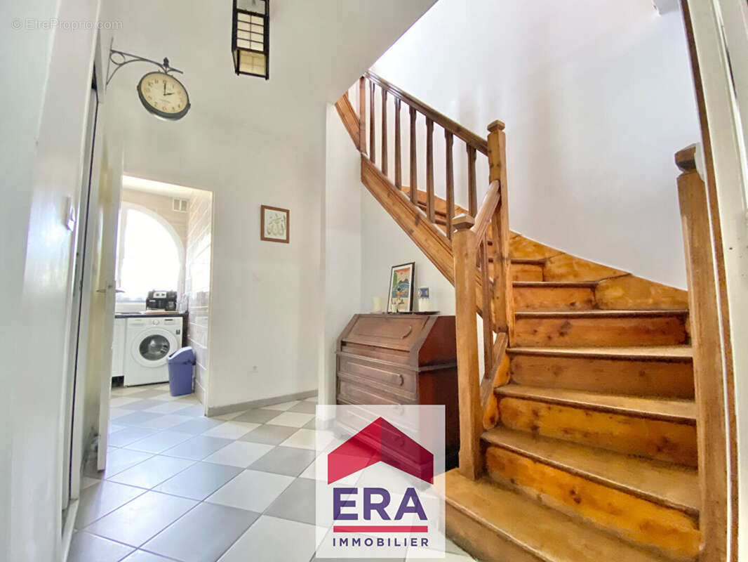 Maison à SARTROUVILLE