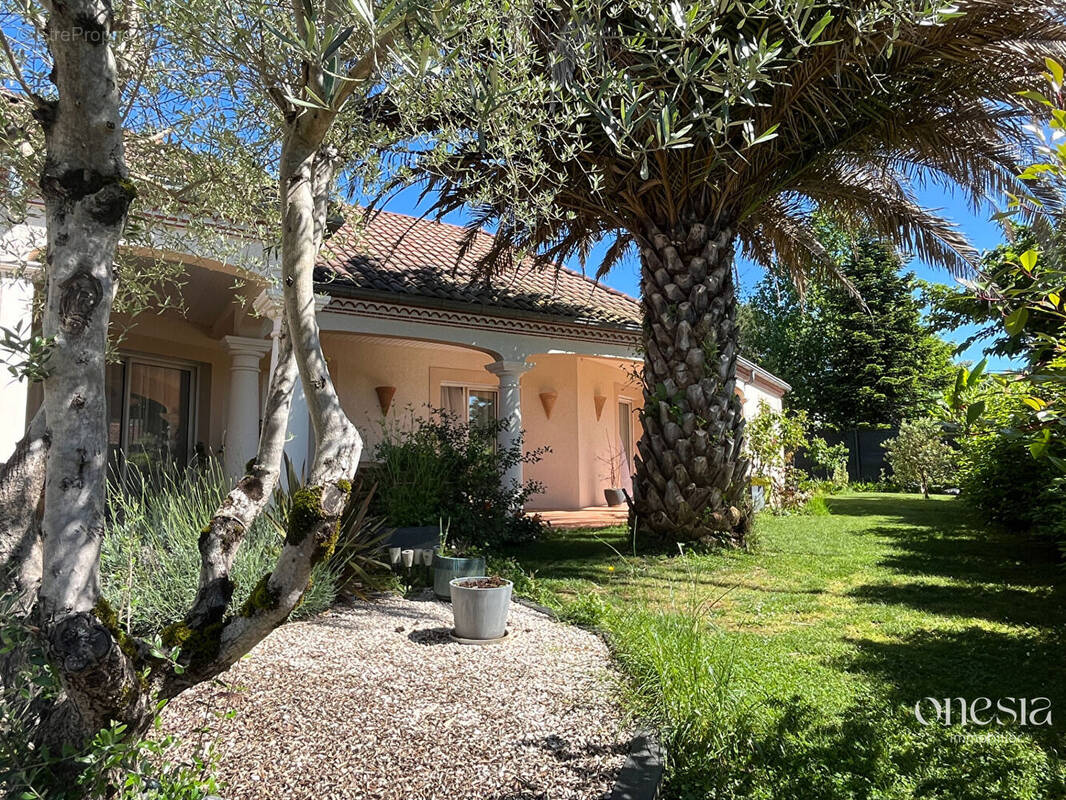 Maison à LESCAR