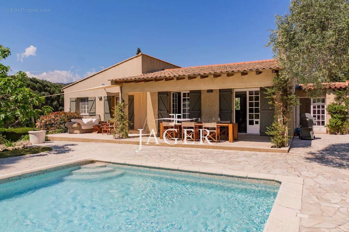 Maison à GRIMAUD