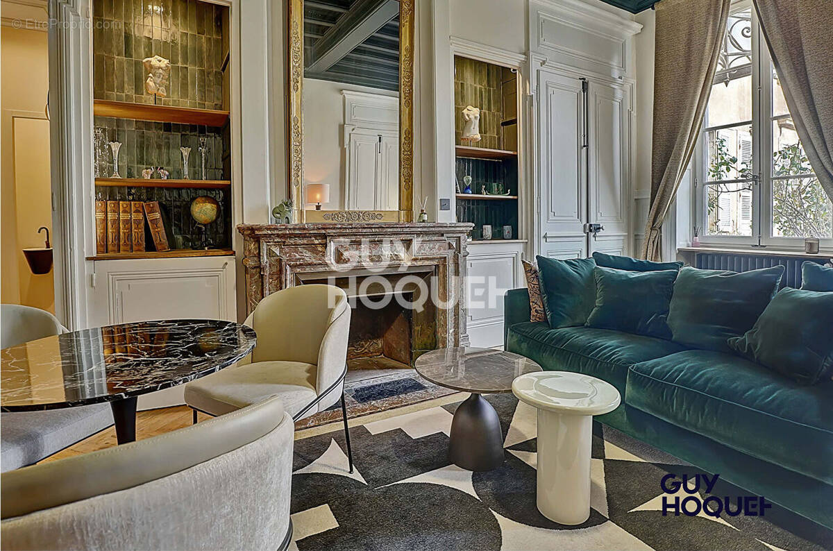 Appartement à SAINT-CYR-AU-MONT-D'OR